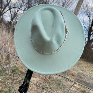 Mint felt hat